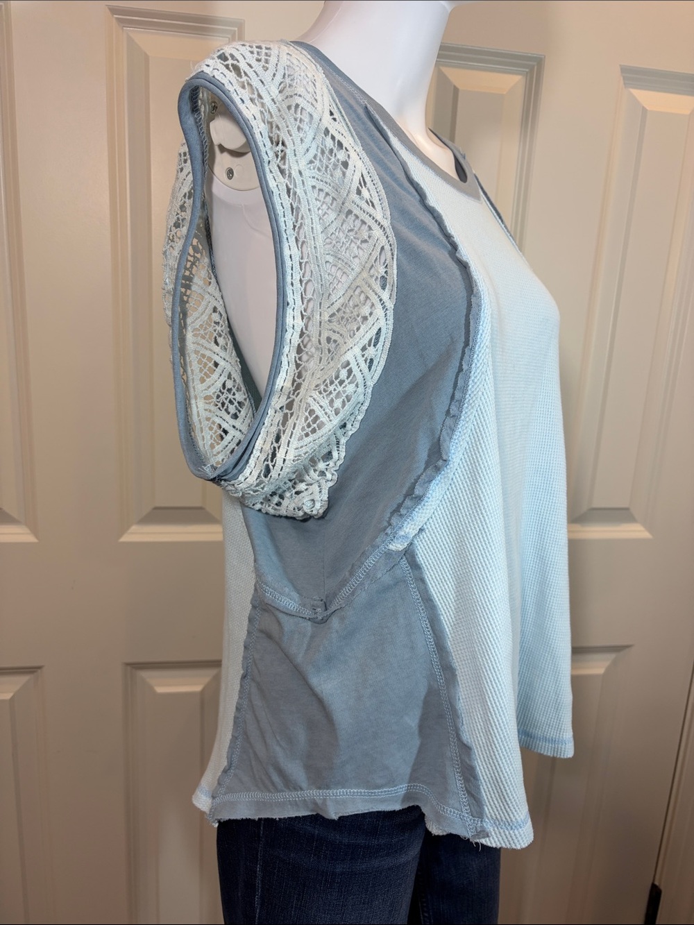 POL Light Blue Lace-Trim Sleeveless Tank - Picture 7 of 7
